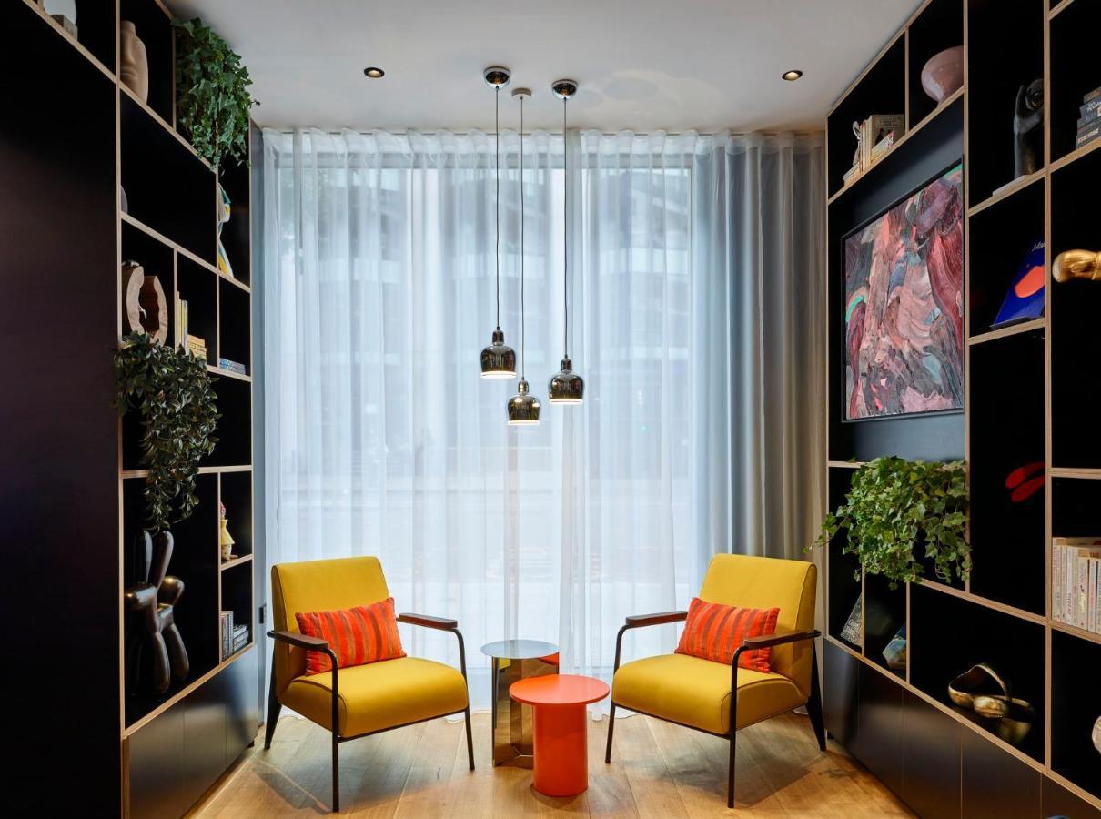 Citizenm London Victoria Station Hotel ภายนอก รูปภาพ