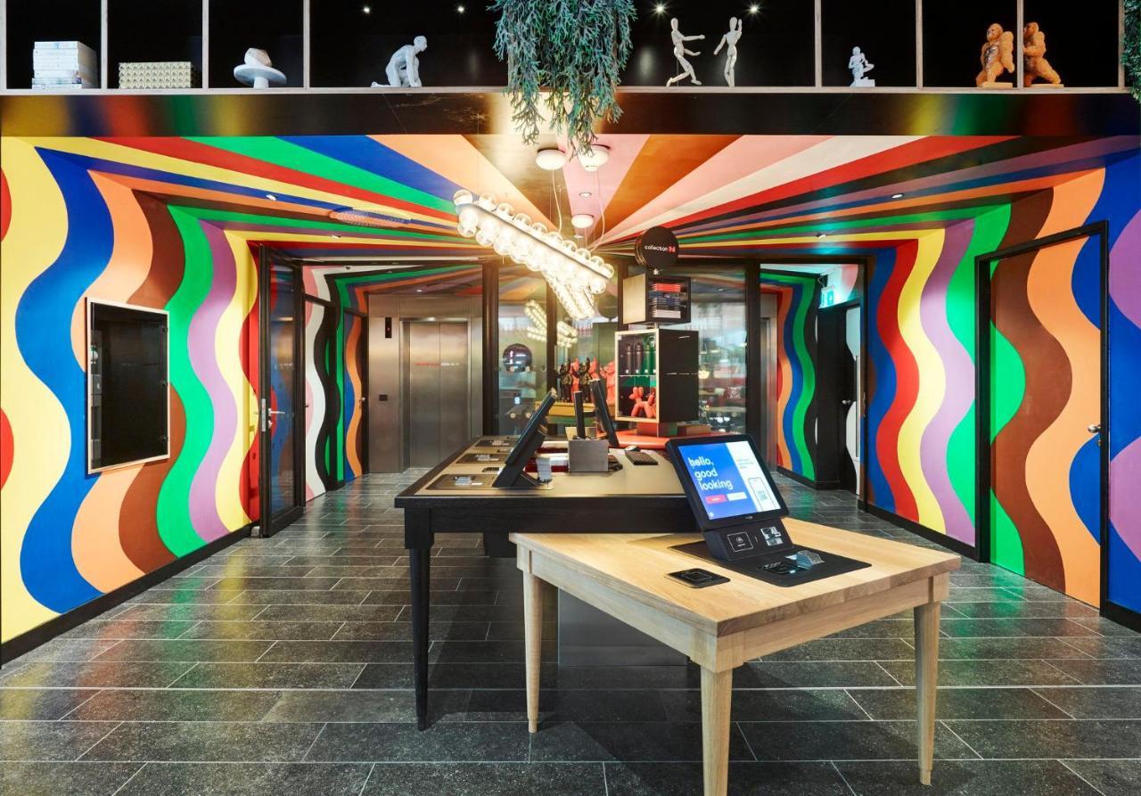 Citizenm London Victoria Station Hotel ภายนอก รูปภาพ